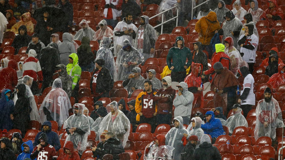 Fans boo after 49ers struggle in rainy first half vs. Colts – NBC ...
