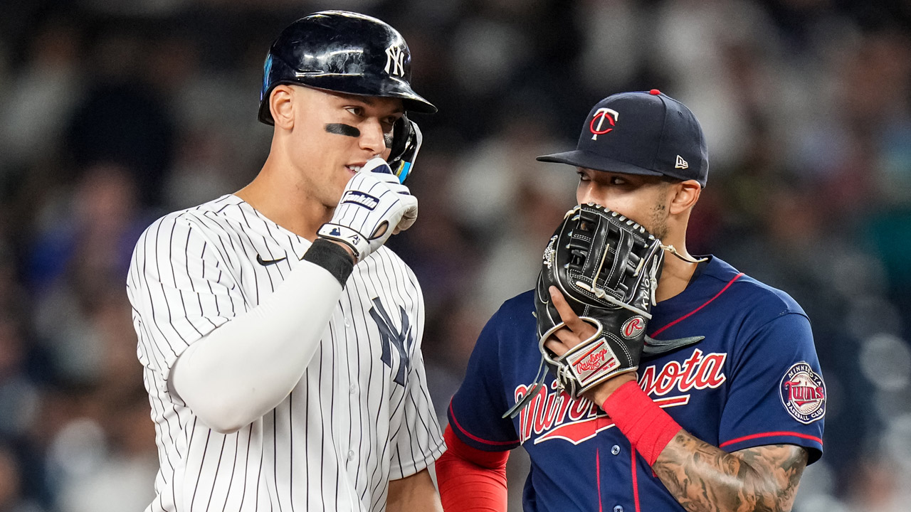 Aaron Judge reacts to Carlos Correa's reported Mets contract