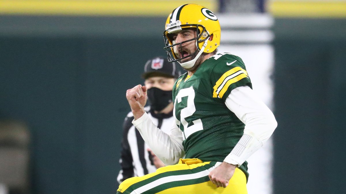 Aaron Rodgers signs massive $200 million contract to stay with Green Bay  Packers (report) 