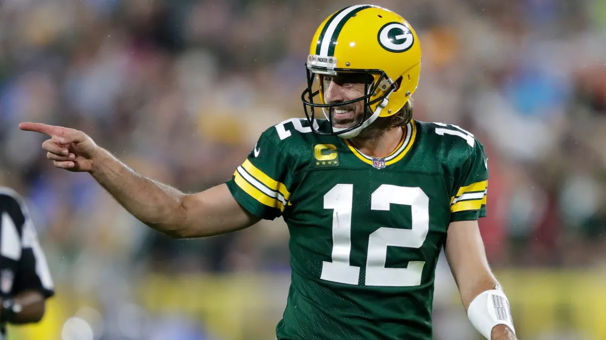 Aaron Rodgers contract details: Packers QB's deal to stay in Green Bay  reportedly biggest in NFL history