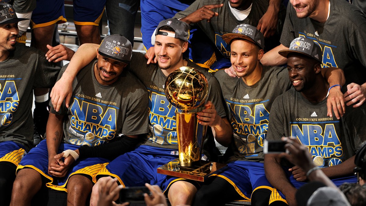 Golden State Warriors Champions Still Here funny T-shirt
