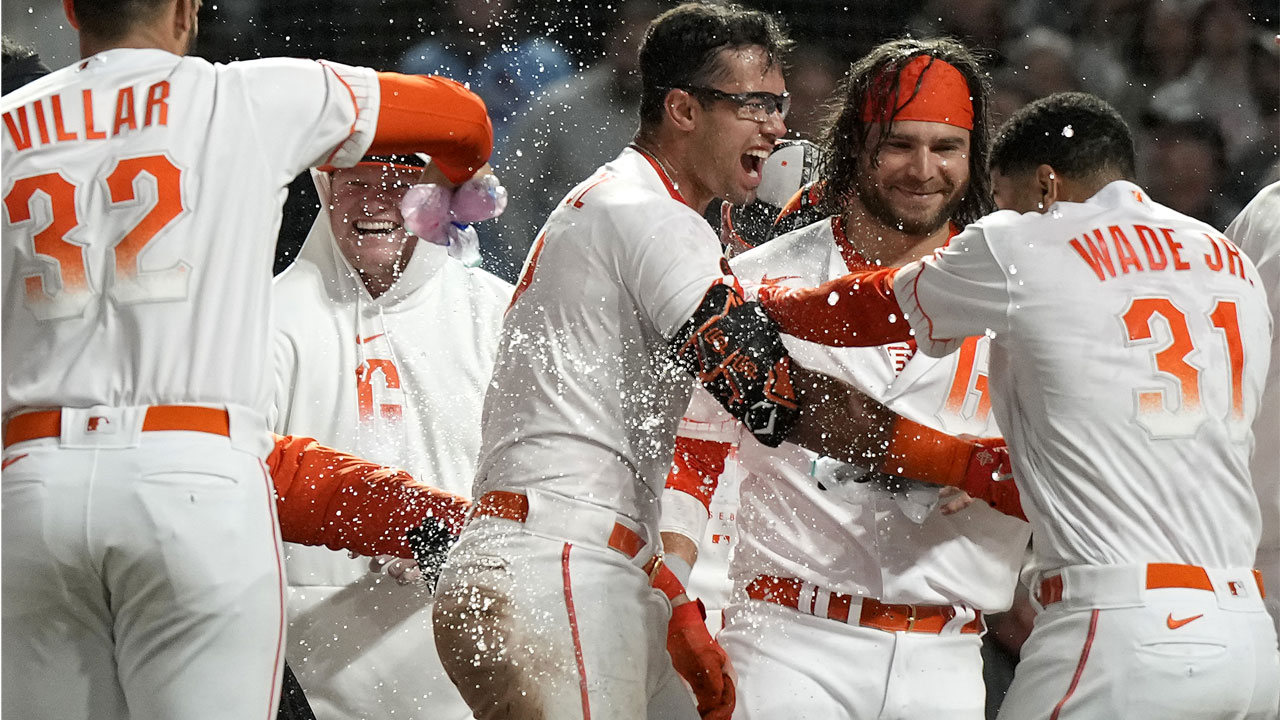 Blake Sabol receiving the ball and jersey from his first Major League hit :  r/SFGiants