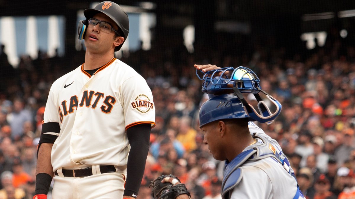 Steph Curry drops in on SF Giants' Single-A affiliate - Sports