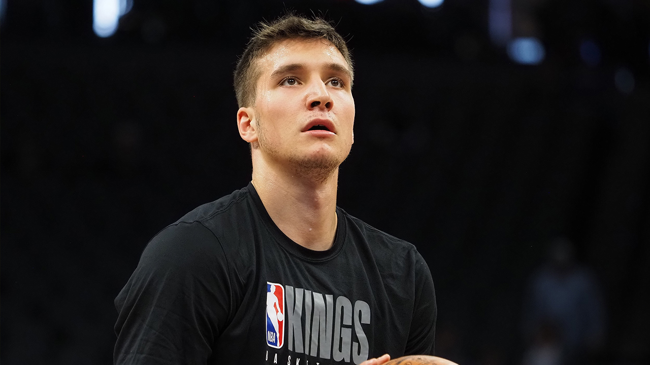<p><strong>2019-20 Stats:</strong> 15.1 points, 3.4 rebounds, 3.4 assists, 1.0 steals, 44.0% FG, 37.2% 3-pt<br />
<strong>Age:</strong> 28 <br />
<strong>Contract Status:</strong> Restricted Free Agent</p>
<p>Bogdanovic is one of the better free agents in this year’s class and the Kings have the right to match any offer, as long as they extend his $10.7 million qualifying offer. Retaining Bogdanovic shouldn’t be a difficult decision for the Kings, but with new management in place and the uncertainty regarding what Bogi might earn as a RFA, this is a huge unknown. Teams are interested and the Kings might even get a few offers for sign-and-trades. Bogdanovic is likely in line for a new four-year deal worth between $14-16 million per season.<br />
</p>
<p> </p>