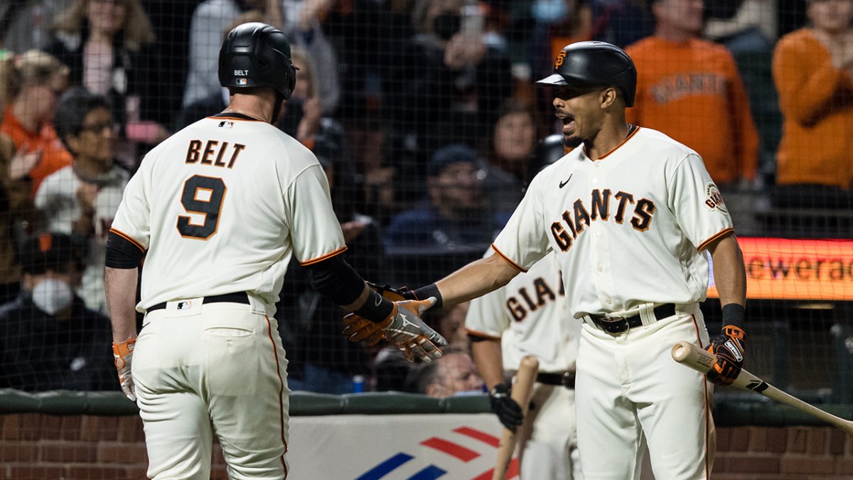 Brandon Belt battles through record 21-pitch at-bat