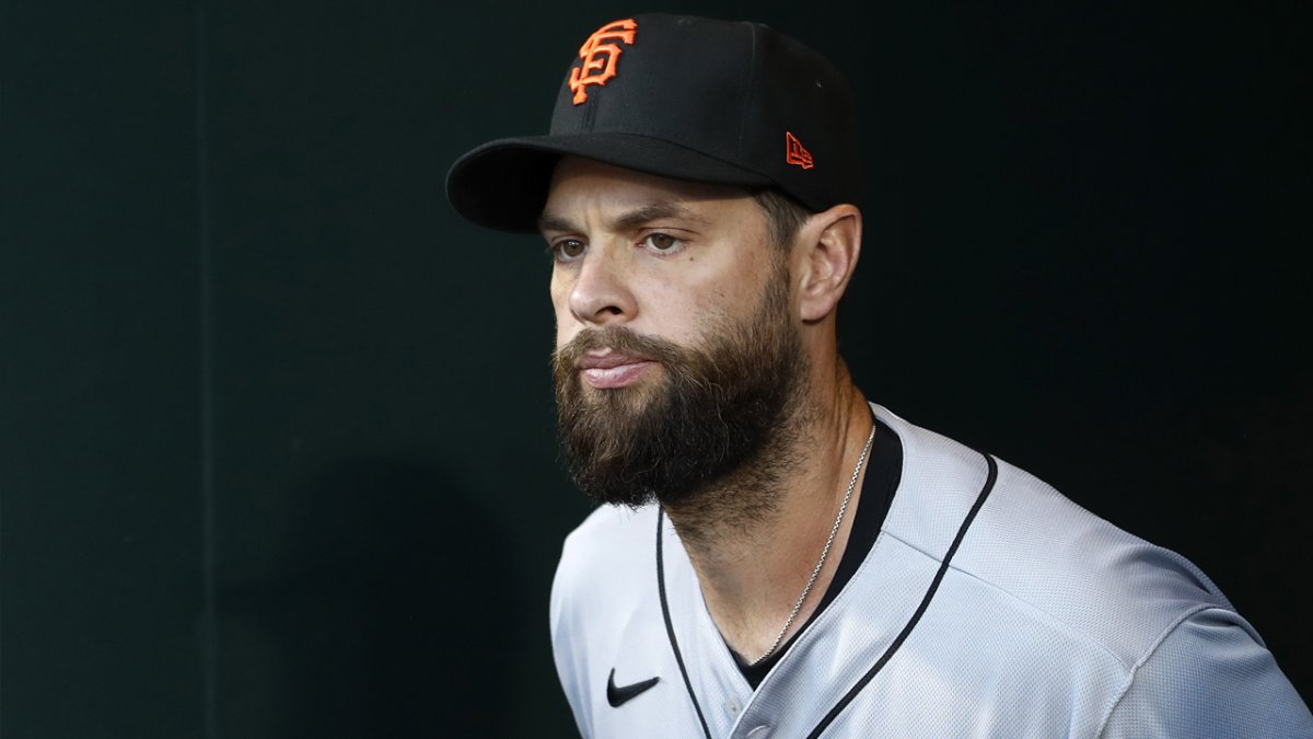 Giants' Brandon Belt lands on IL with knee inflammation, gets cortisone  shot – NBC Sports Bay Area & California