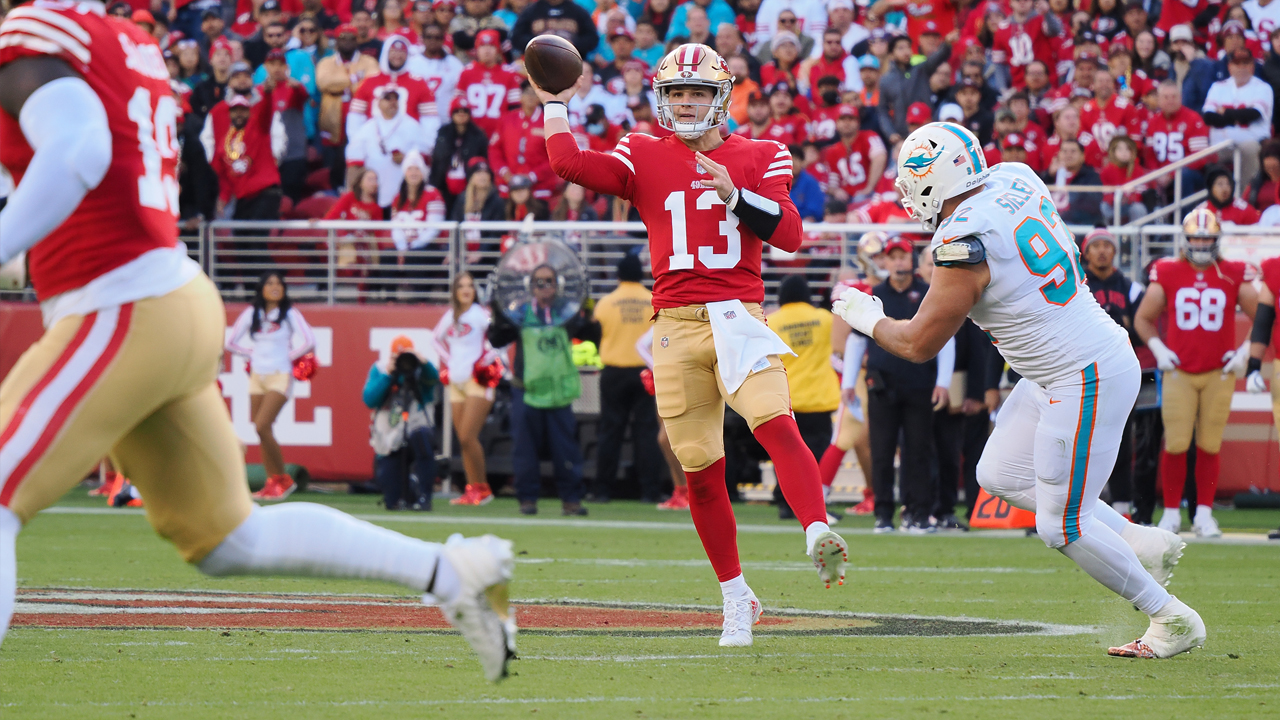 49ers QB Brock Purdy chats with childhood idol Dan Marino in heartwarming  moment