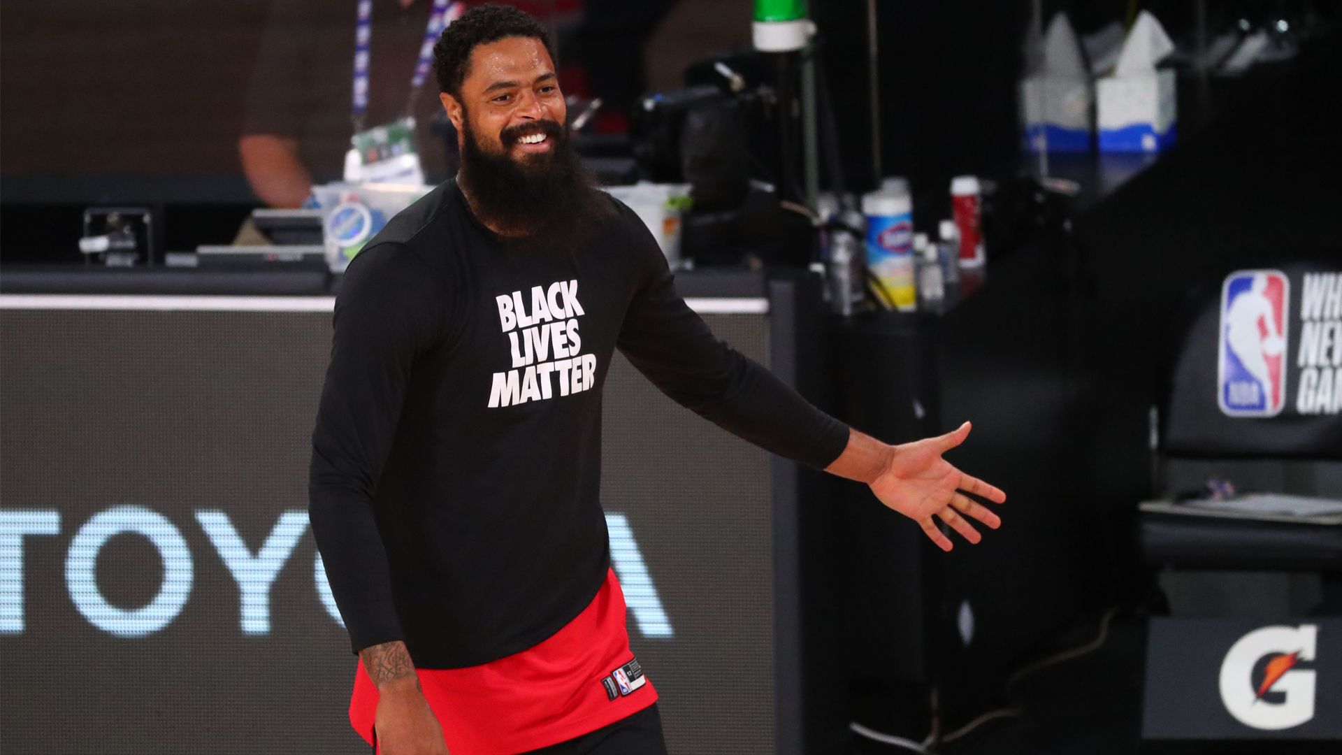 <p>He’s 38 years old, hasn’t been a starter since 2017-18 with the Phoenix Suns and played very sparingly last season with the Houston Rockets.</p>

<p>The 7-footer would be an emergency contributor, which is good to have considering Looney’s injury history. He’s a solid locker-room presence and could aid in the development of rookie big man James Wiseman. Chandler has considered retirement but is keeping his options open.</p>
