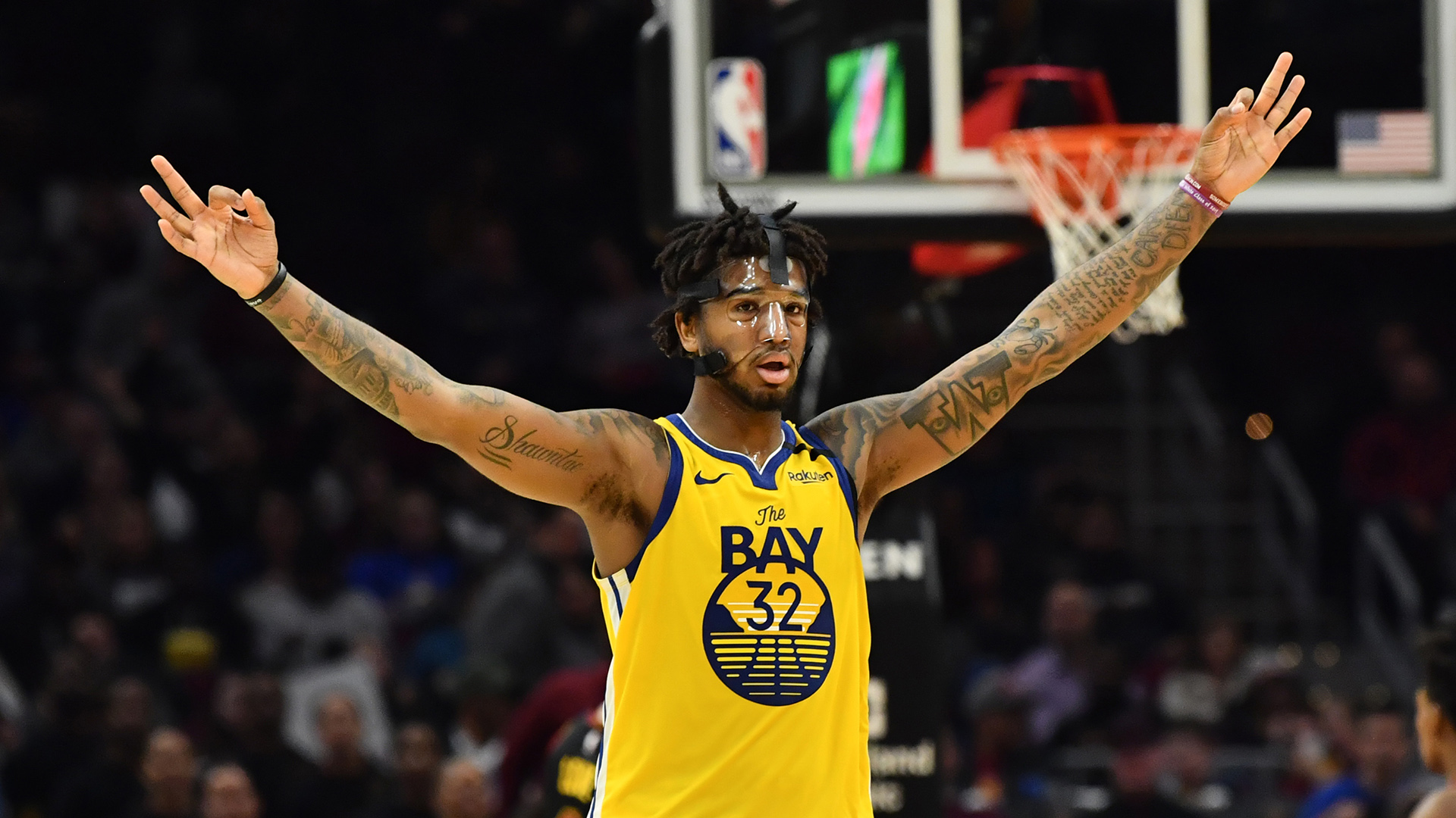 <p><strong>Best-case scenario</strong>: The 23-year-old becomes more of a threat on the offensive end, and posts a double-figure scoring average for the first time in his NBA career. Chriss provides a rock-solid rim protector and overall defender at the five while allowing James Wiseman to develop at a comfortable pace.</p>
<p><strong>Worst-case scenario</strong>: Chriss regresses early, forcing Wiseman to an increased role ahead of his development track. His lack of size gets taken advantage of on a nightly basis in the paint, and his athleticism doesn’t allow him to keep up with what should be a much more up-tempo offense for the Warriors.</p>