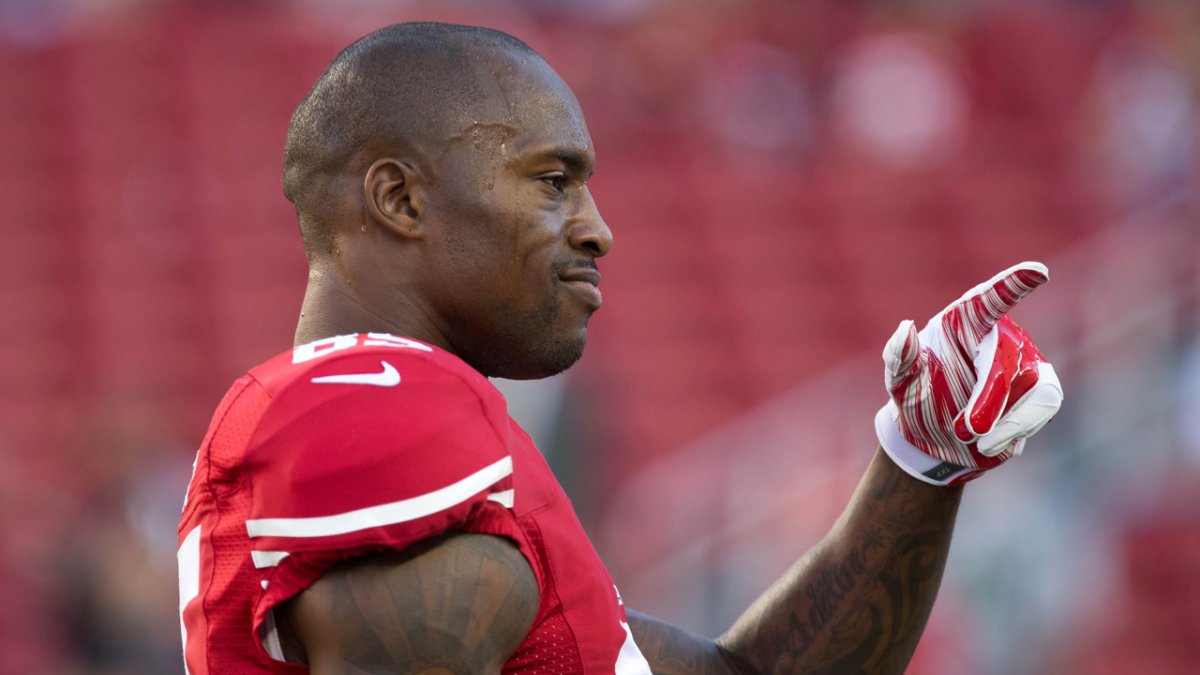 Vernon Davis  Nfl football 49ers, Nfl players, 49ers players