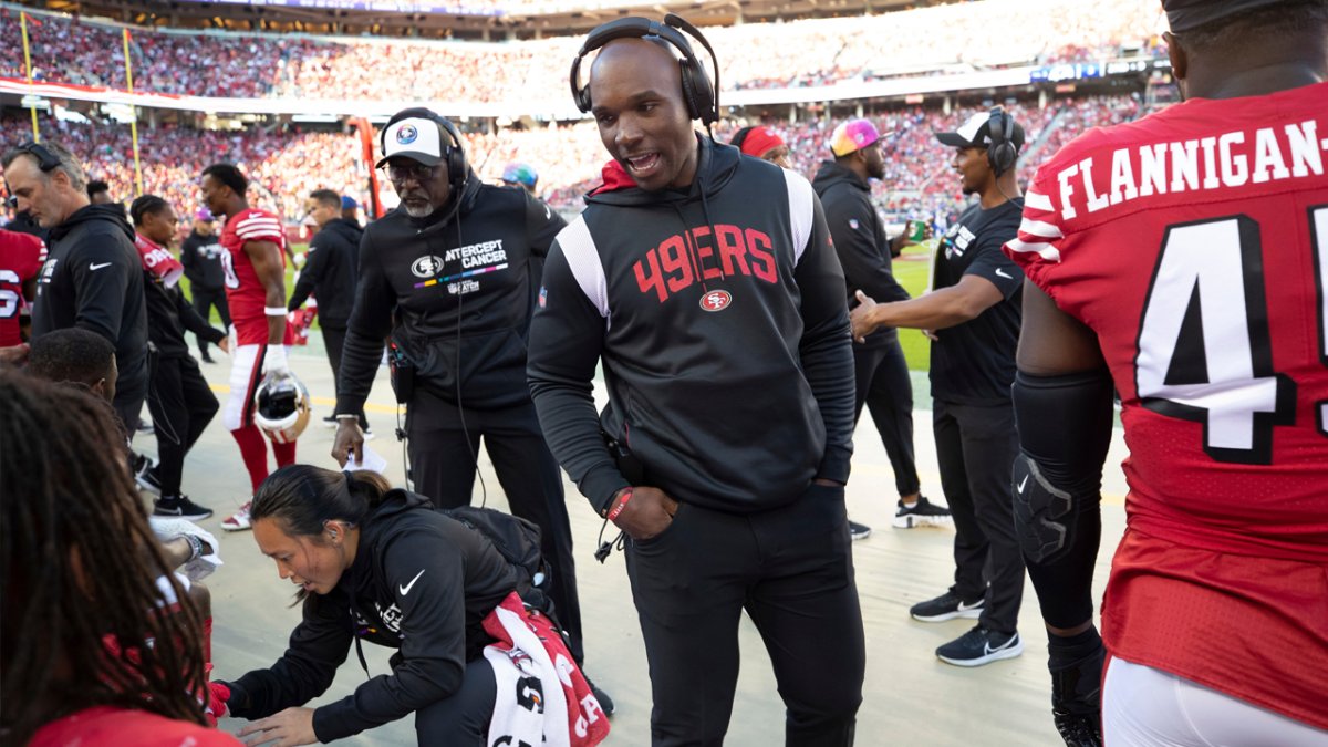 Ex-49ers DC DeMeco Ryans wins AP Assistant Coach of Year at NFL Honors ...