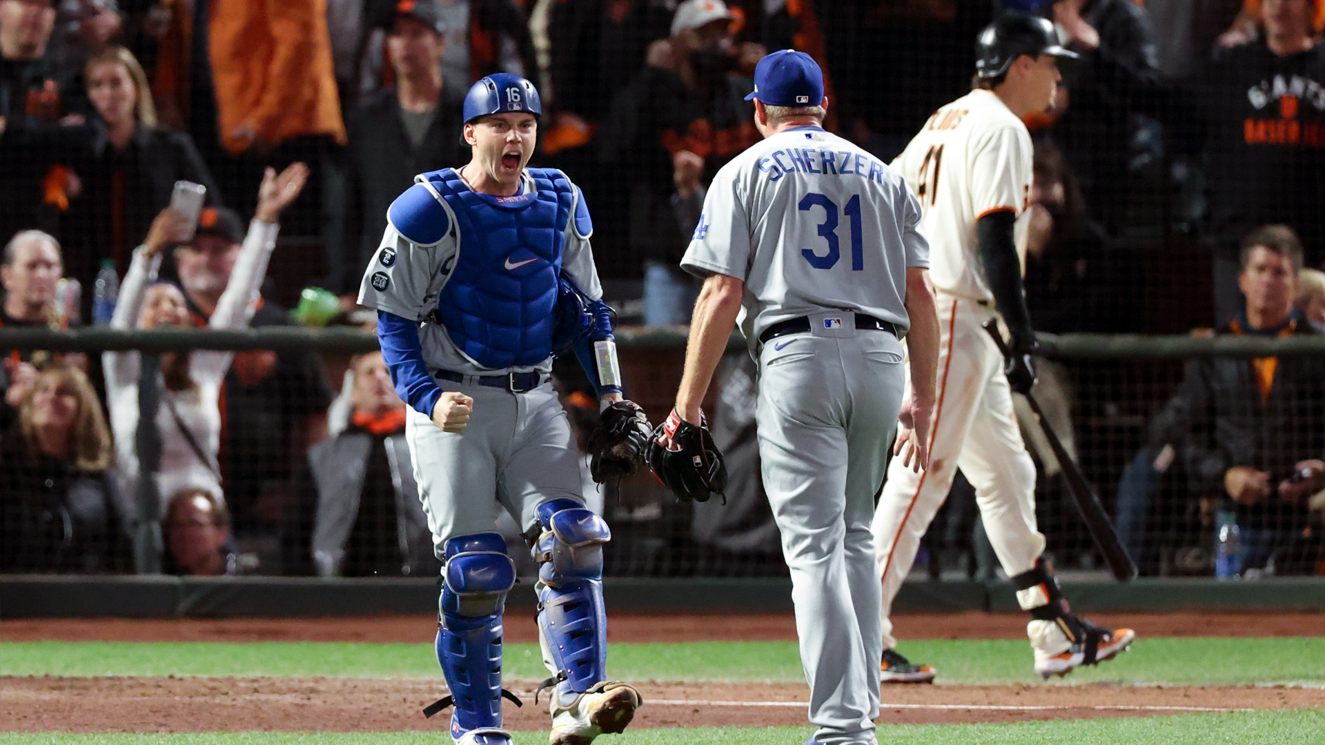 Giants lose on controversial Wilmer Flores check swing call by Gabe Morales