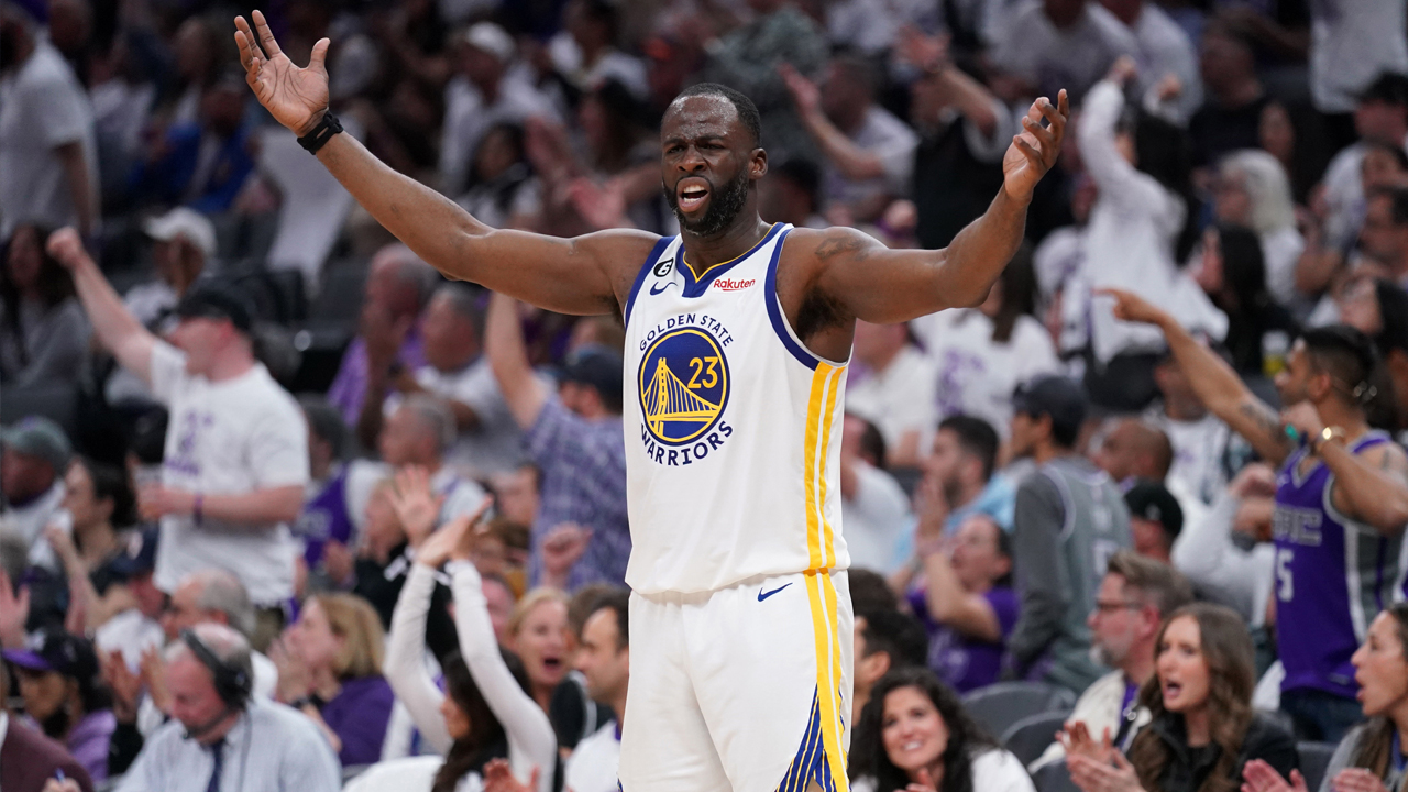 Warriors-Kings Game 2: Draymond Green Stomps On Domantas Sabonis ...