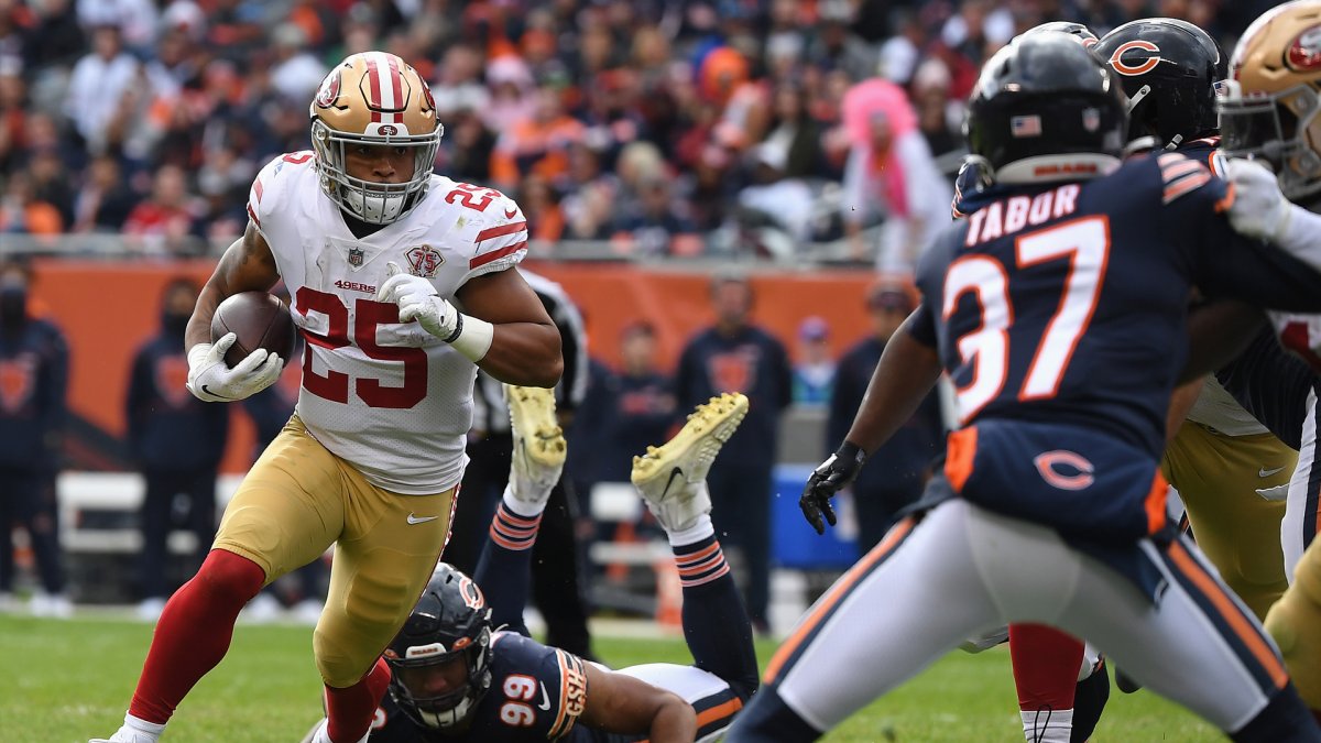 Photos from San Francisco 49ers snap four-game losing streak with 33-22 win  over Chicago Bears