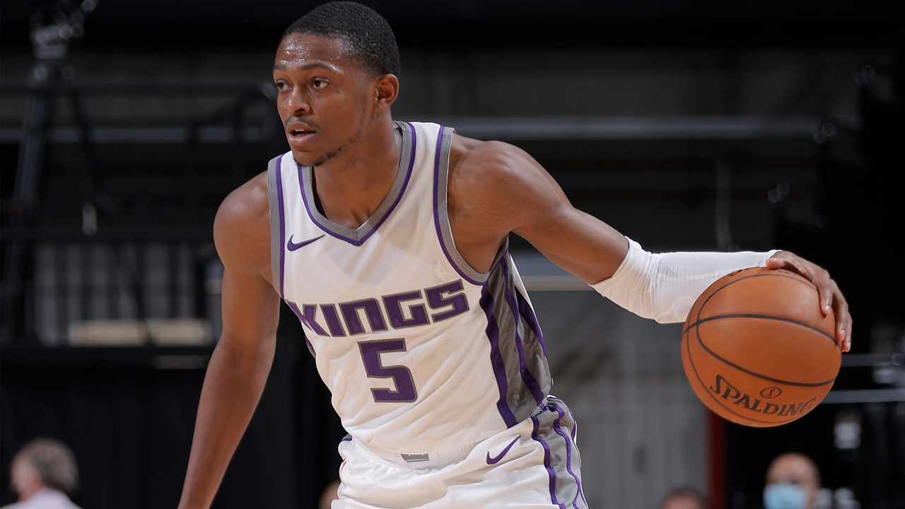 <p>All eyes are on the $163 million man. Fox is the head of the snake, the face of the franchise and the player the fanbase has fallen in love with. The Kings will only go as far as he takes them, which really isn’t that fair.</p>
<p>In short, there is a lot riding on the shoulders of the 23-year-old point guard. He was incredible in the bubble and the reports from behind the scenes in Sacramento is that Fox is about to take another huge leap in his evolution.</p>
<p>Fox struggled with his 3-point shooting throughout the preseason schedule, but according to Walton, the fourth-year guard has put in a tremendous amount of work on his perimeter shot and the team isn’t concerned. </p>
<p>Outside of the 3-point misses, Fox has looked good. His confidence is at an all-time high and his teammates are ready to follow his lead. If Fox takes full ownership of the play on the court, the sky's the limit. </p>