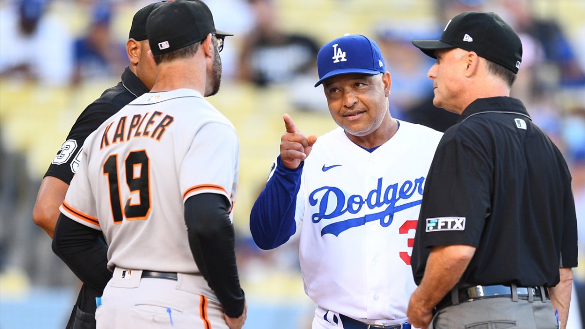 Giants beat Dodgers in historic rout at Dodger Stadium