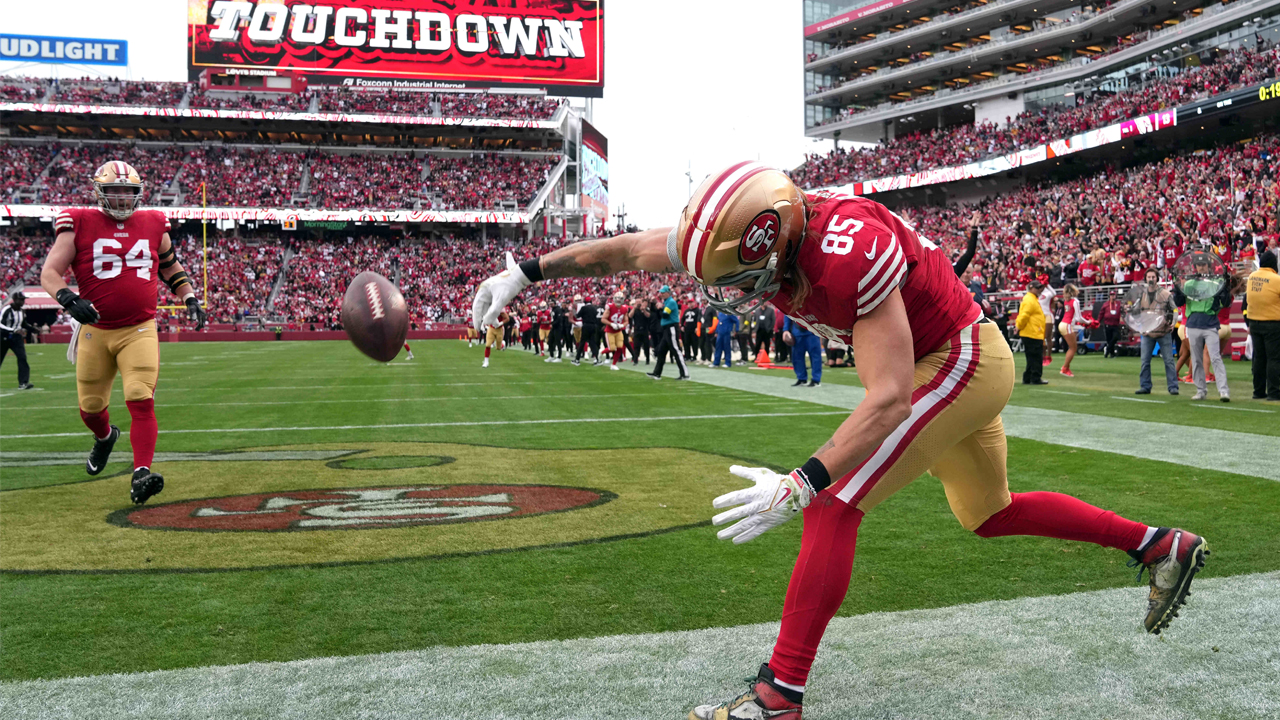 Photos: 49ers win Wild Card playoff over the Seahawks at Levi's