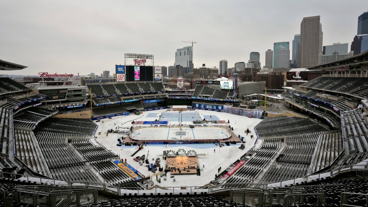 3 Things to Watch for Blues in 2022 Winter Classic