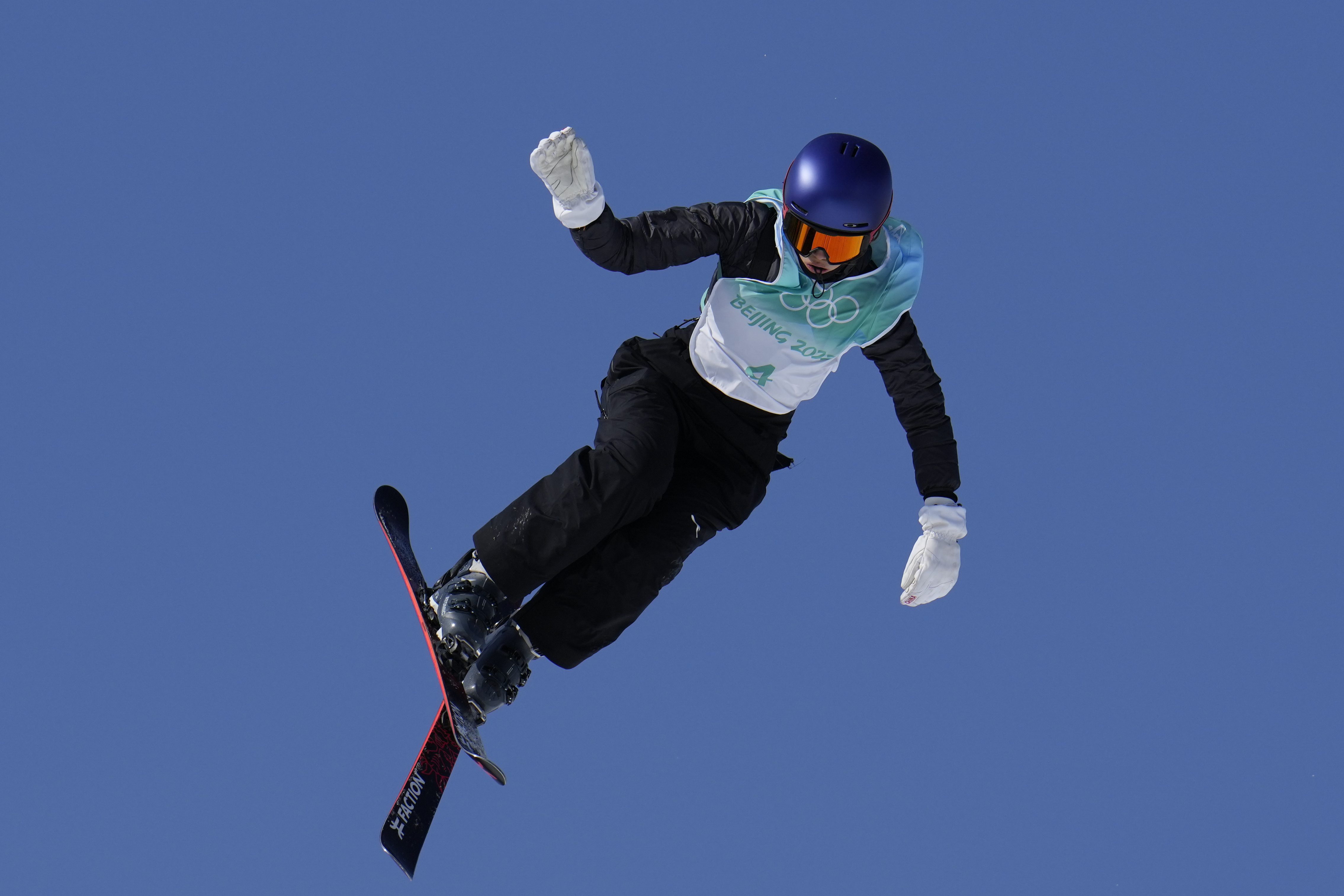 Eileen Gu: American freestyle ski champ competes for China in