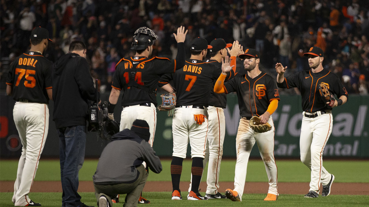 Giants sit out postseason a year after winning 107 games