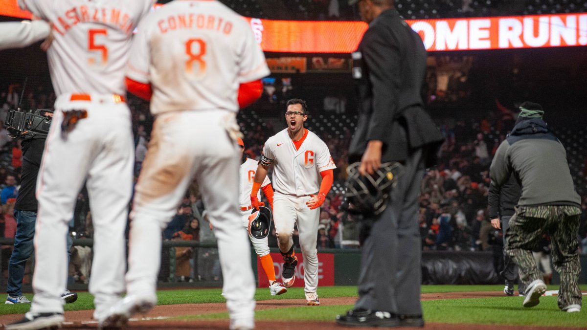 SF Giants' LaMonte Wade Jr. hits first career home run off a lefty