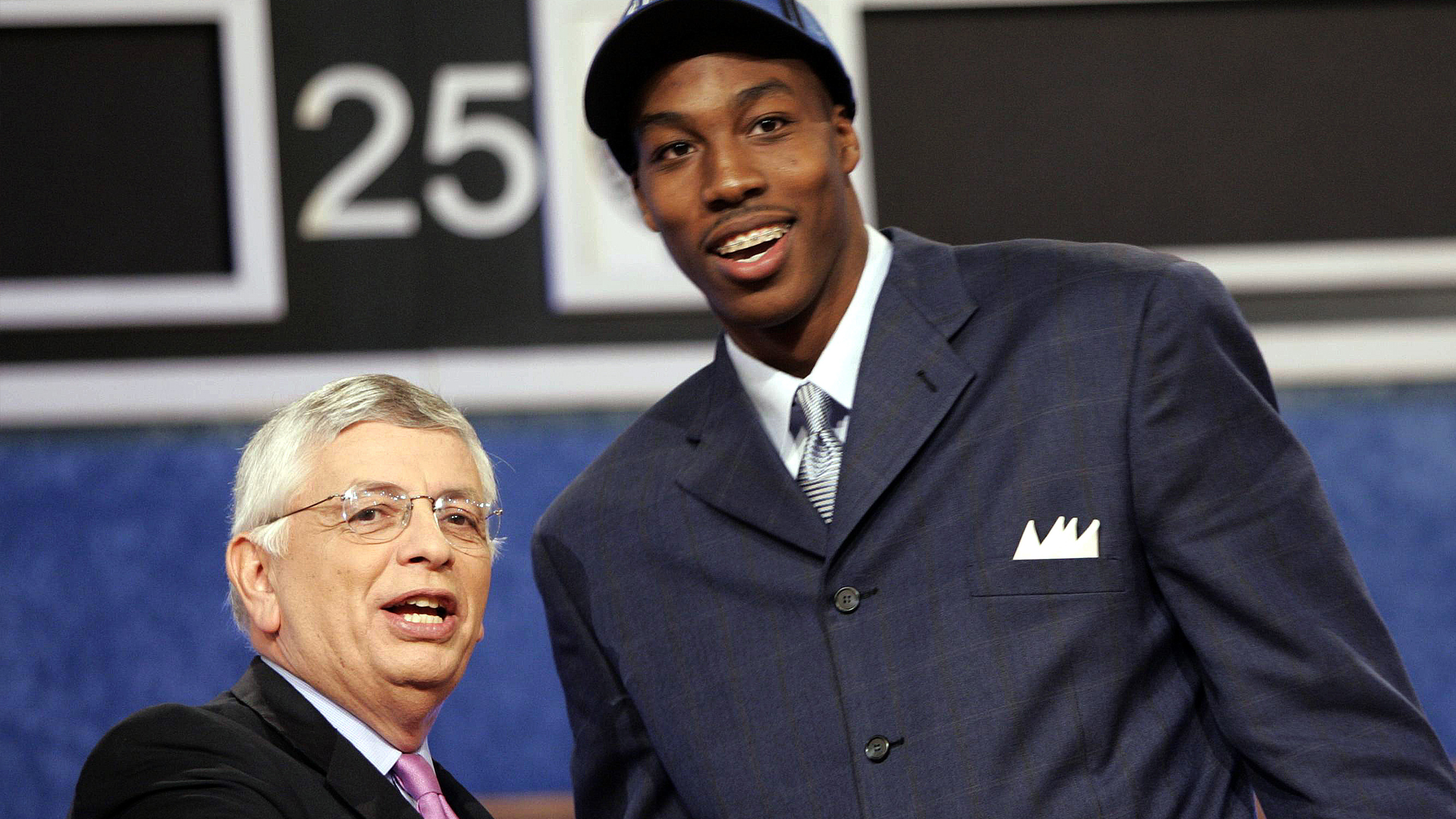 <p><strong>12 PPG, 52% FG, 10 REB, 0.9 AST, 1.7 BLK</strong></p>

<p>Howard came to the NBA out of high school, so he never had a year in college to develop. But since Wiseman only played three games at University of Memphis, the difference is not as exaggerated. The Warriors might hope to get exactly what Howard gave the Orlando Magic in his rookie season. </p>

<p>Howard brought elite athleticism to the center position, with a youthful energy on the defensive end and rim crushing dunks on the other. Wiseman might actually be more polished offensively than Howard during his rookie season, so the Warriors might be in luck when it comes to emulating, if not bettering, Howard's first year.</p>
