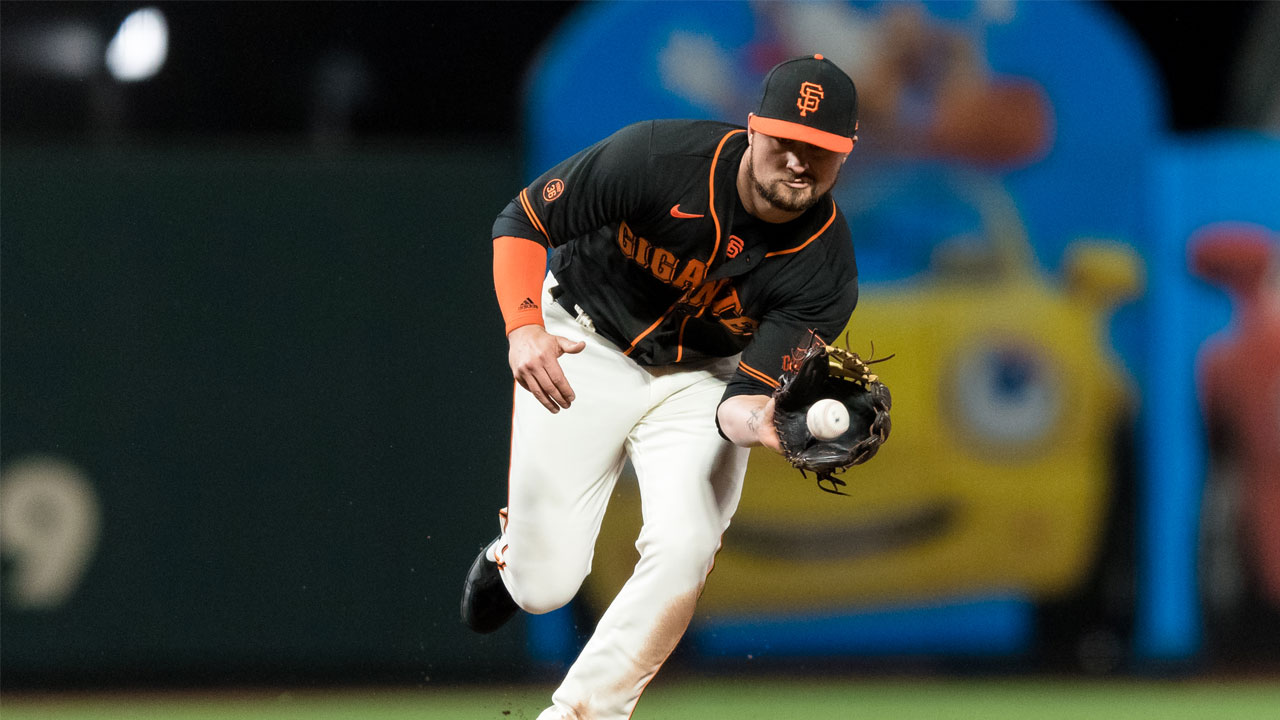 San Francisco Giants' J.D. Davis, right, is congratulated by