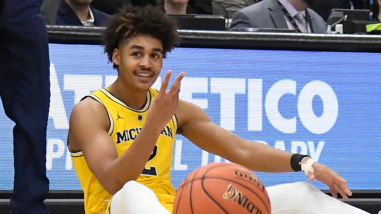 Michigan says Jordan Poole staying in draft