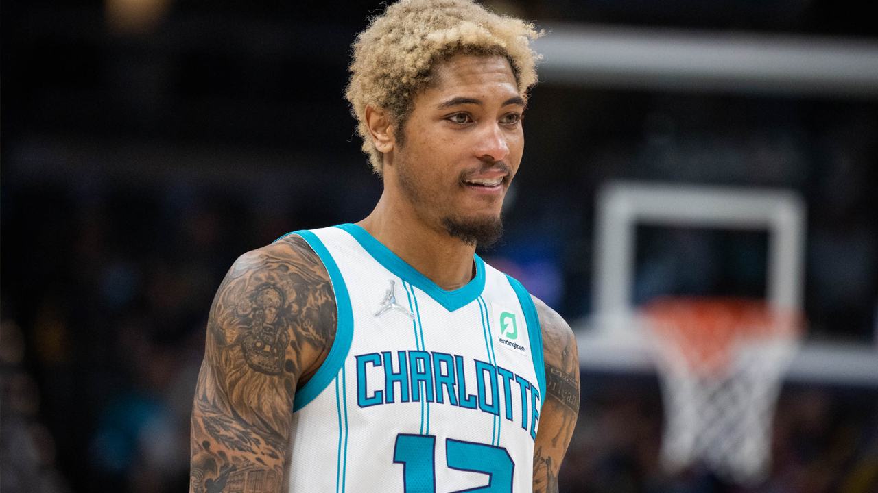 Hornets forward Kelly Oubre ejected quickly after complaining to