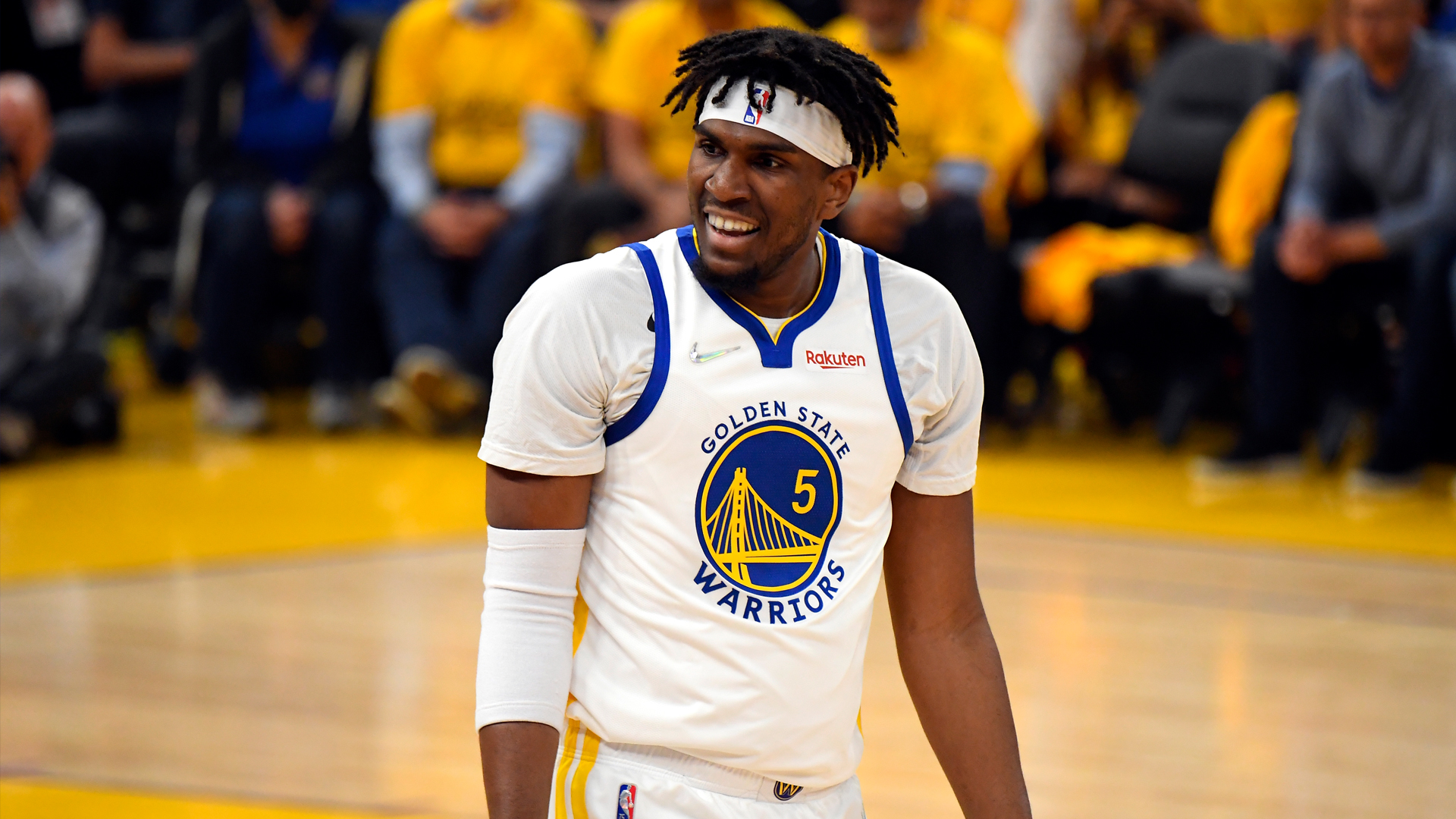 Warriors to bring back Kevon Looney on 3-year, $25.5 million deal