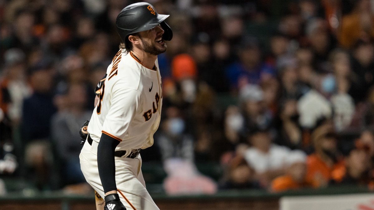 Relentless SF Giants win again, Kris Bryant homers twice