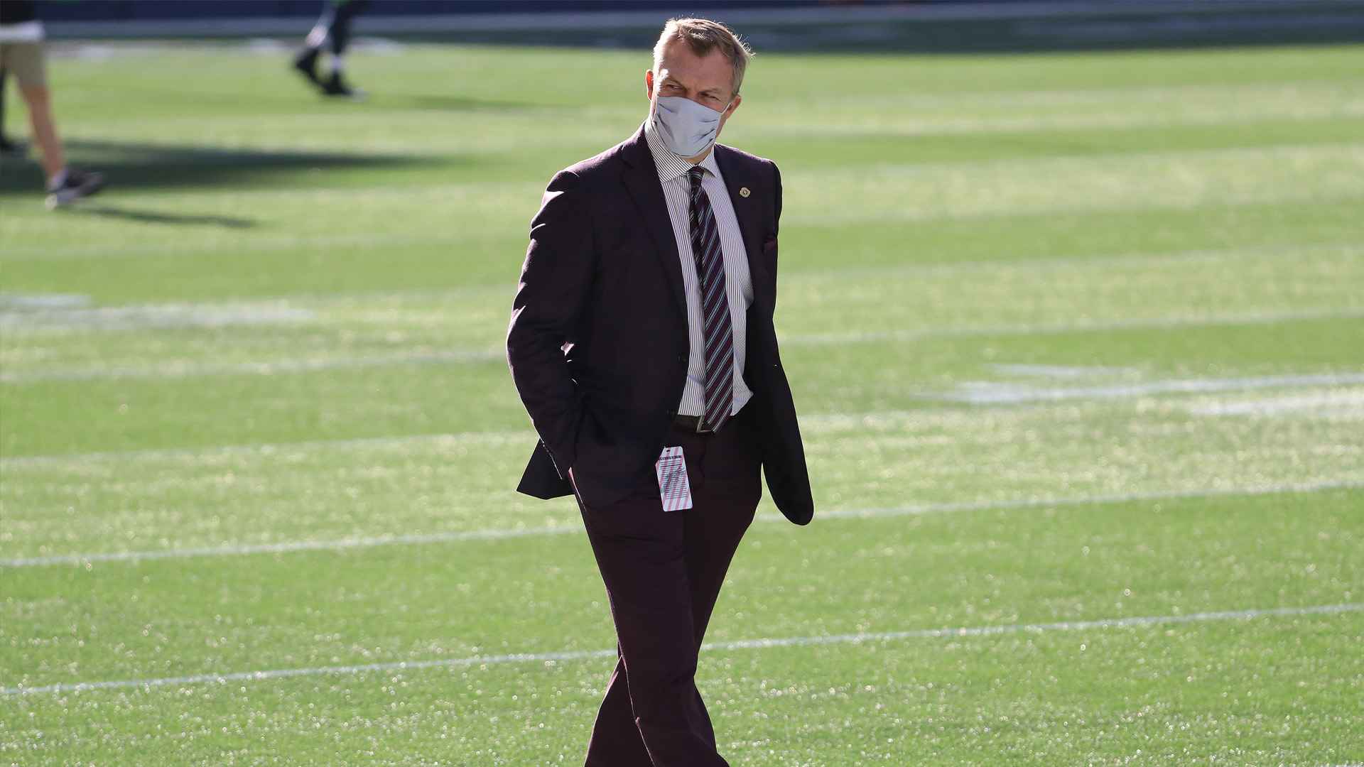 <p>The NFL trade deadline came and went Tuesday. There were no seismic moves to be made, no big names changing uniforms.</p>

<p>The New England Patriots acquired Isaiah Ford from the Miami Dolphins, and that was it. On Monday, the 49ers traded linebacker Kwon Alexander to the New Orleans Saints, and the Baltimore Ravens acquired Yannick Ngakoue a few weeks ago.</p>

<p>Green Bay had a chance to get Aaron Rodgers a weapon, but once again couldn't do all that is necessary to help their iconic quarterback.</p>

<p>There were other minor moves made last week, but nothing that shakes up the Super Bowl pecking order.</p>

<p>Let's take a brief look at the winners and losers.</p>
