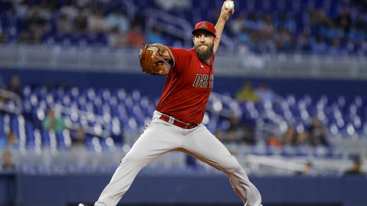 Madison Bumgarner's ex-Giants mates express surprise he roped steers as a  pro