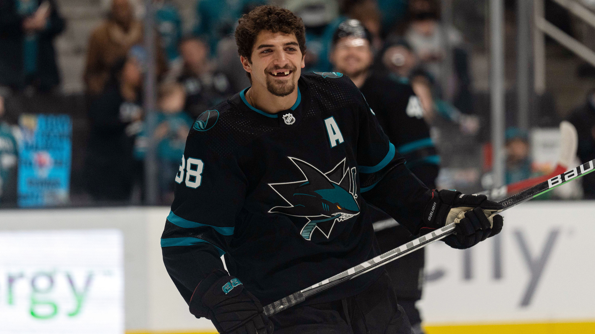 SnipeCity420  on X: Mario Ferraro is the only man who can lose his front  teeth & somehow become even more beautiful. #SJSharks   / X