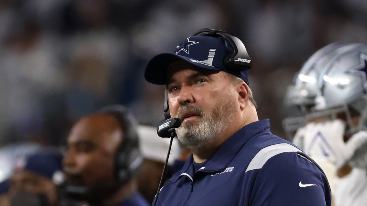 NFL Playoffs: Cowboys' Mike McCarthy explains bizarre final play