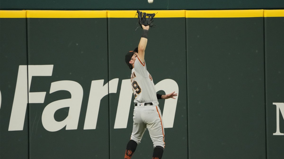 Mike Tauchman ROBS Albert Pujols Of A Walk-Off Home Run!