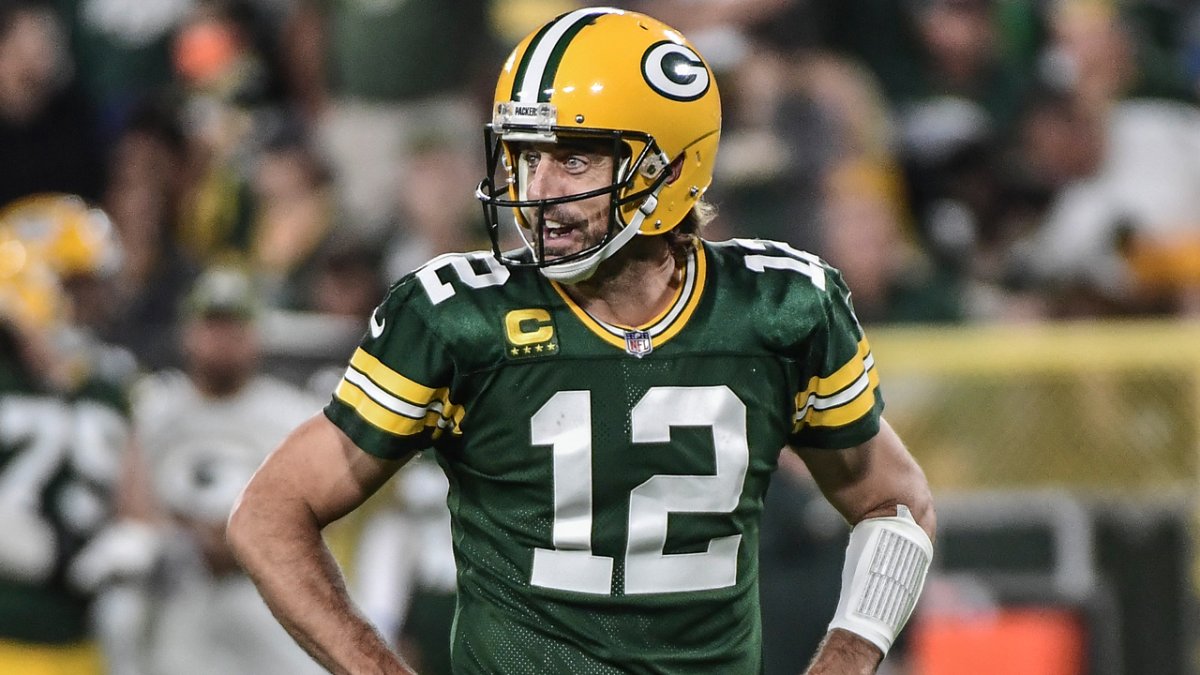 Packers defensive coordinator gives blunt answer to Aaron Rodgers