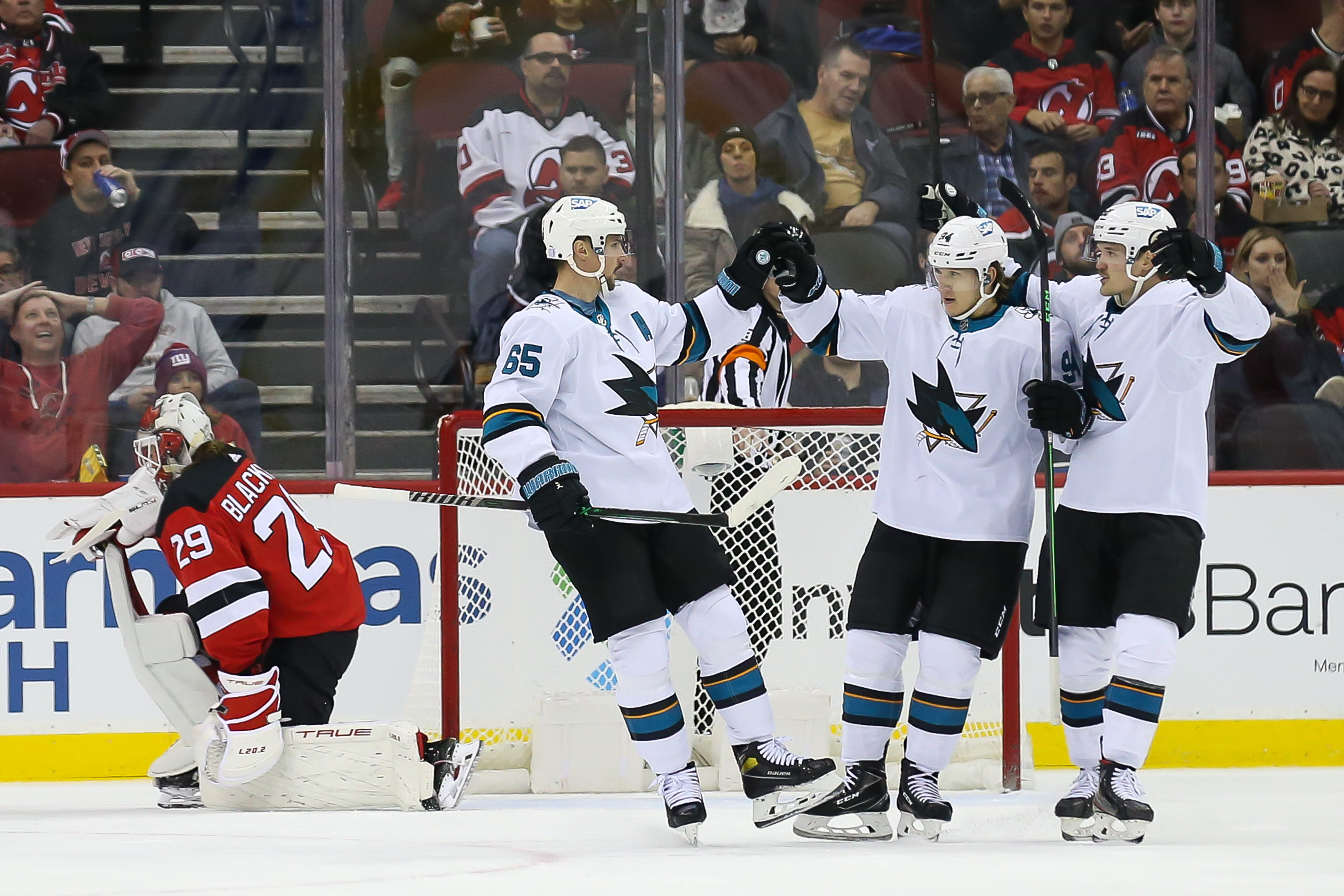 Ex-Sharks star Timo Meier scores goal to help Devils win in his debut – NBC  Sports Bay Area & California