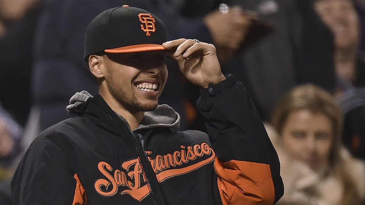 GS Warriors fly SF Giants flag on boat before NLDS Game 5