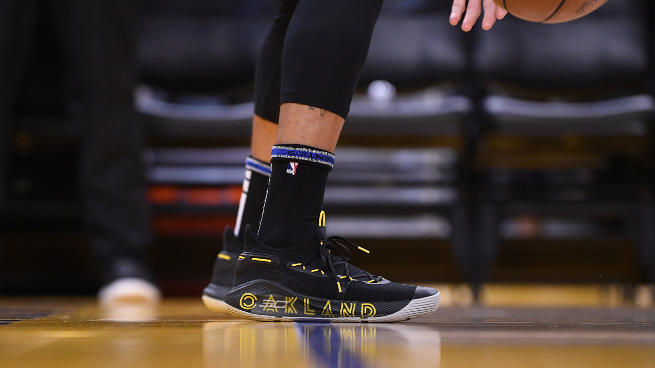 Nick DePaula on X: Stephen Curry shouts out Oakland and takes it back to  the Curry 6. The 6s were worn during the Warriors' final season at Oracle  Arena and featured a “