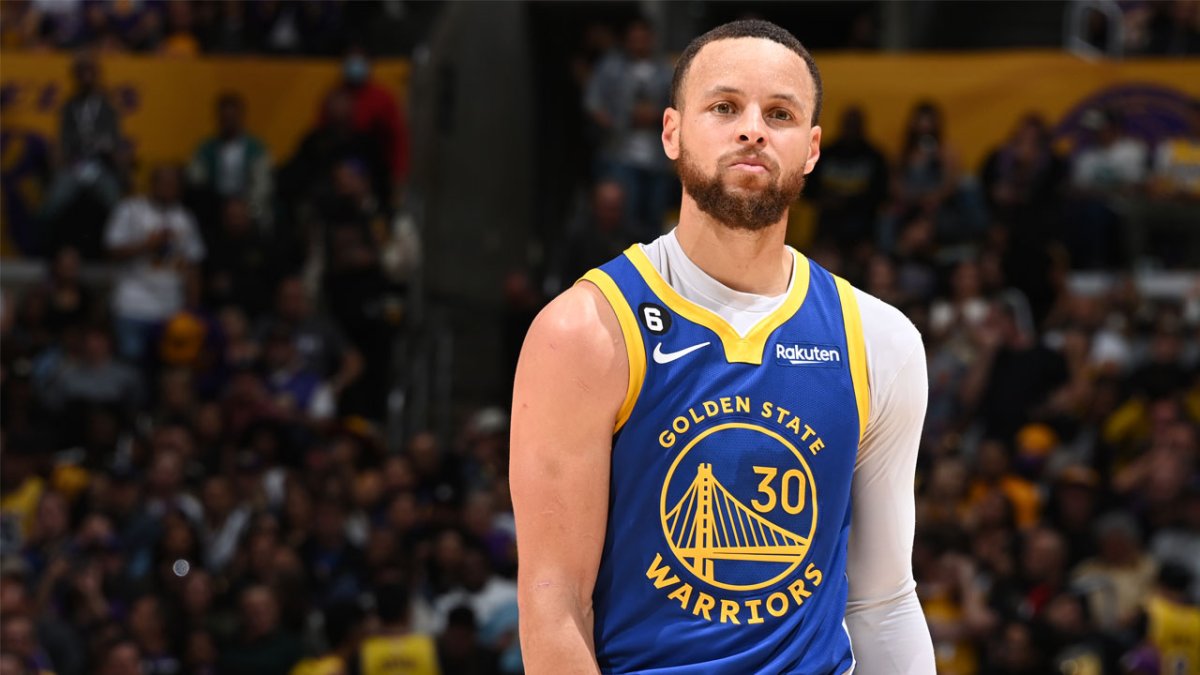 Warriors news: Steph Curry sells the most NBA jerseys despite