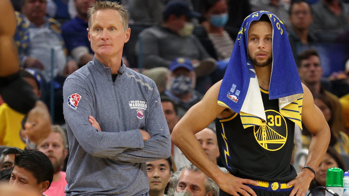 Steve Kerr on Steph Curry: 'There's never been anyone like him