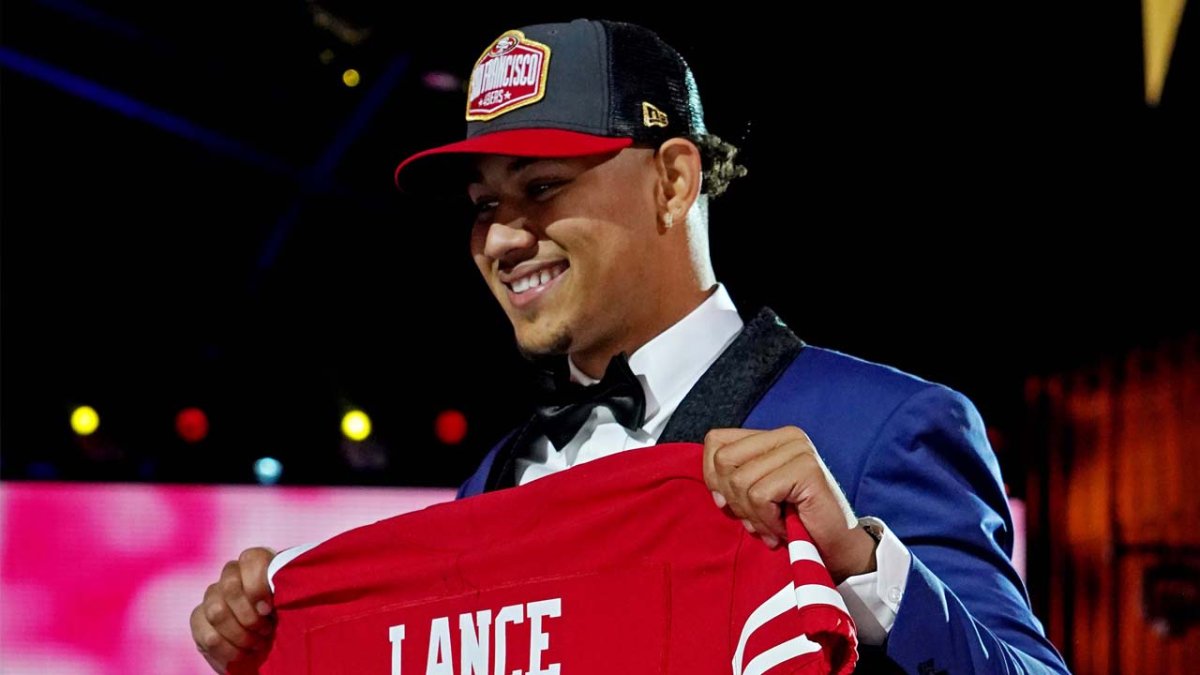 49ers rookie QB Trey Lance catches heat for wearing Dodgers hat