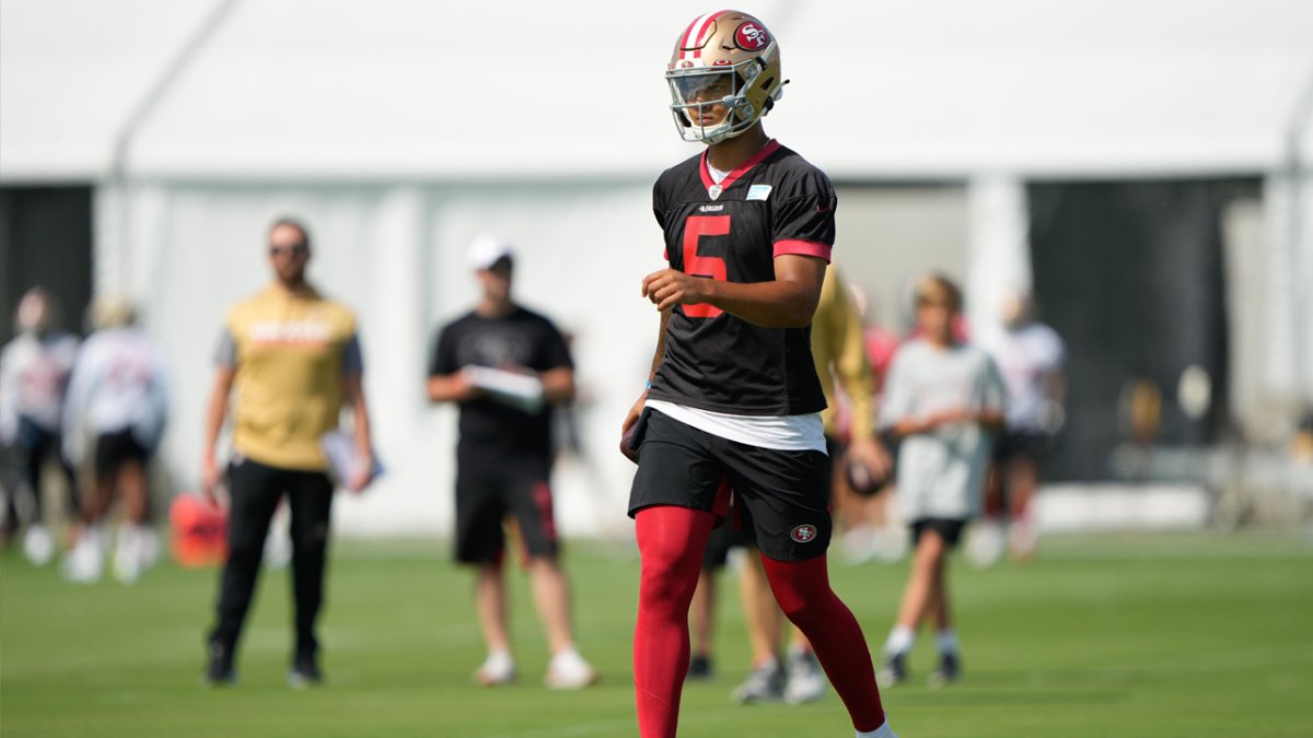 San Francisco 49ers OC Mike McDaniel happy with Trey Lance development