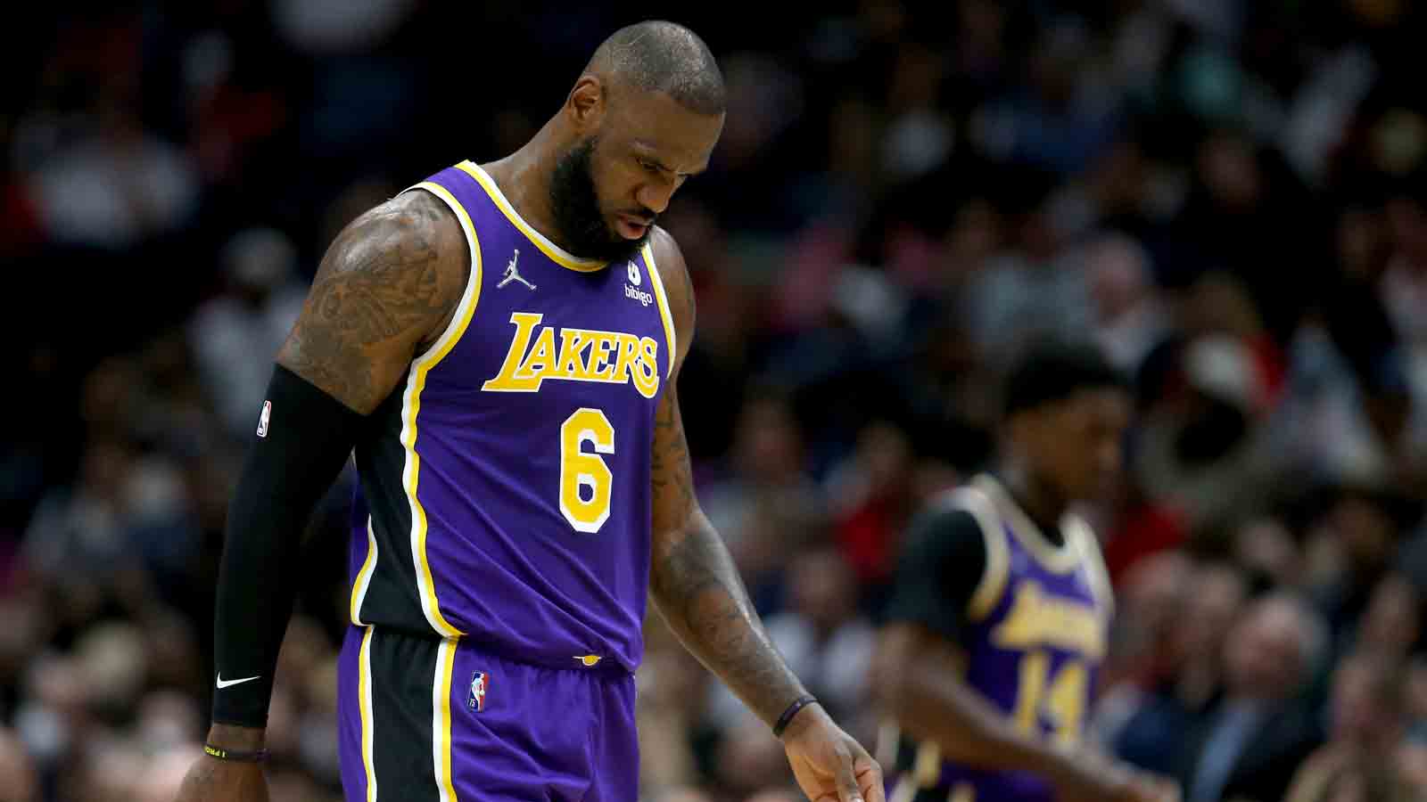 LA Lakers eliminated from NBA playoffs after defeat to Phoenix - AS USA