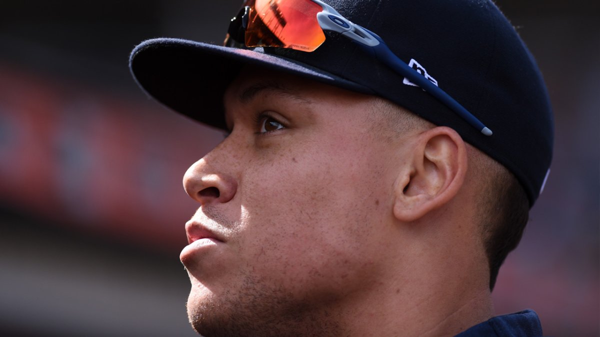 Aaron Judge spurns SF Giants, stays with New York Yankees