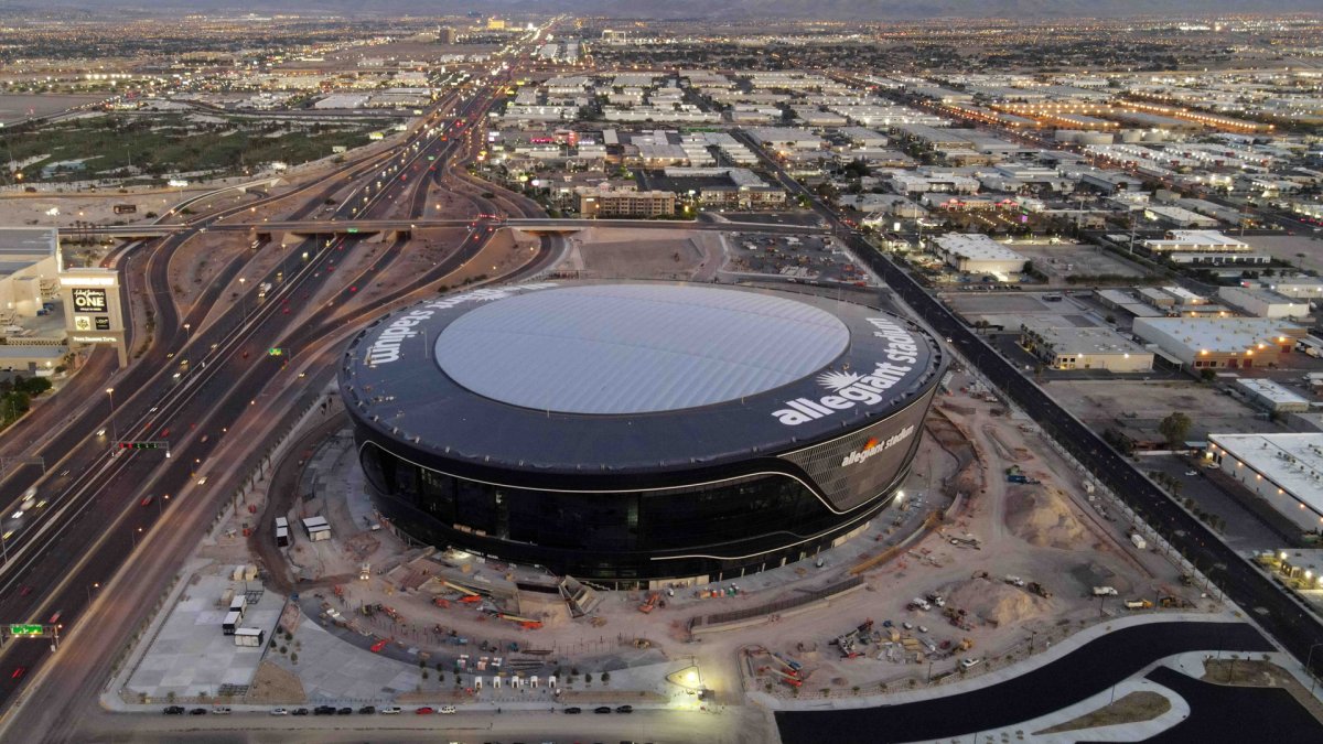 Images of Raiders' $2 Billion Las Vegas Stadium