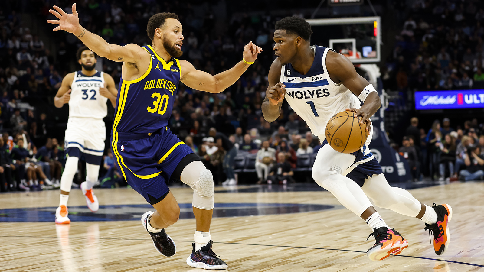 Photo gallery: Wolves top Warriors in overtime at Target Center