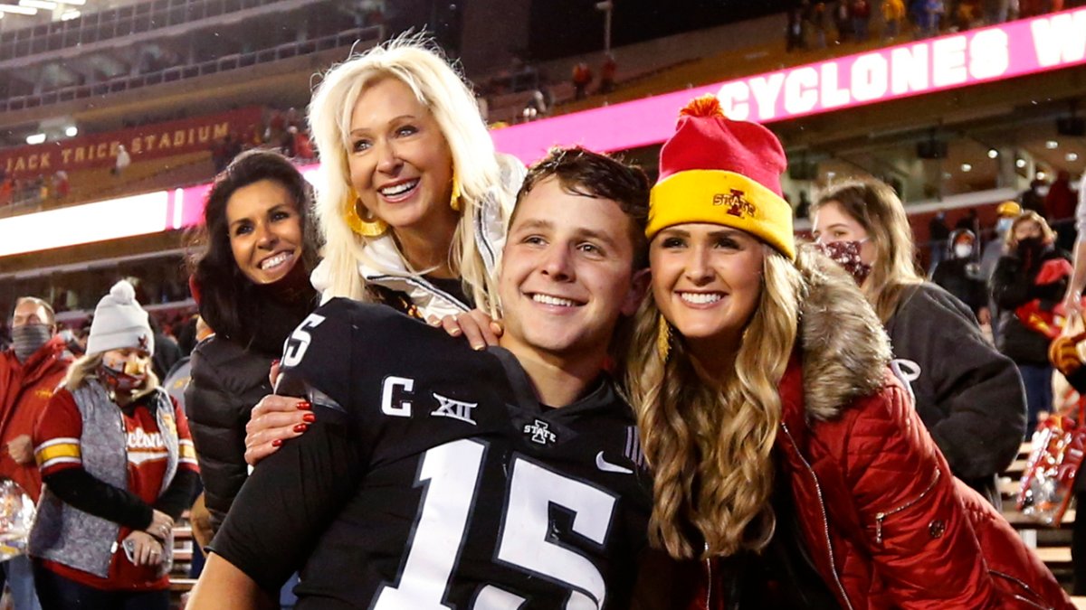 Brock Purdy and his family celebrating him being selected as Mr