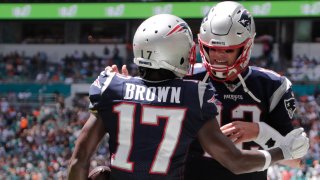 Tom Brady Reportedly Wants to Pair Up With Antonio Brown Next